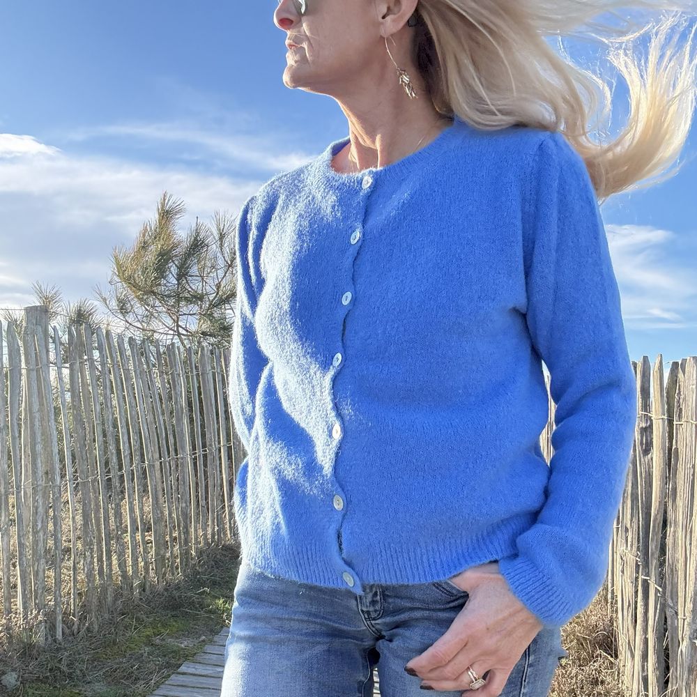 Gilet Court en Alpaga – Boutons Minimalistes - Mael – Image 4