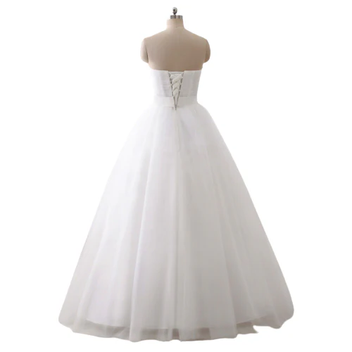 Une Robe De Mariée Blanche Princesse – Image 7