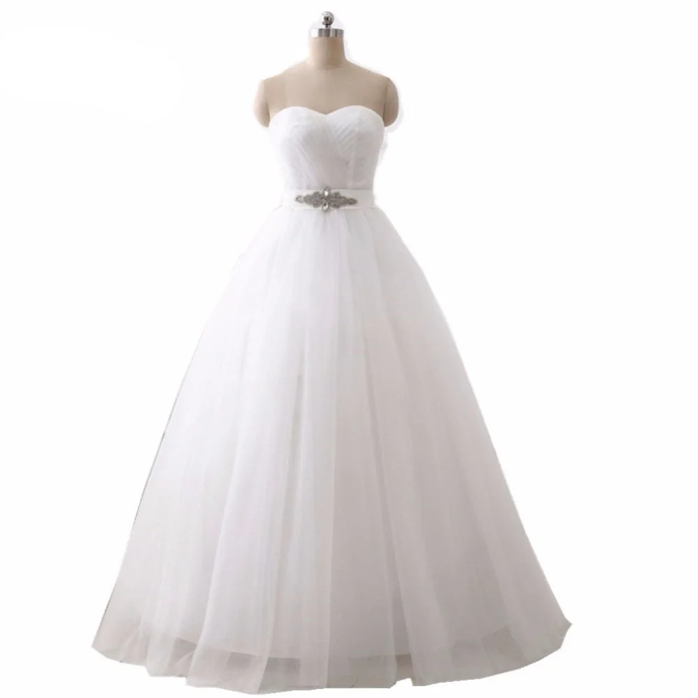 Une Robe De Mariée Blanche Princesse – Image 2